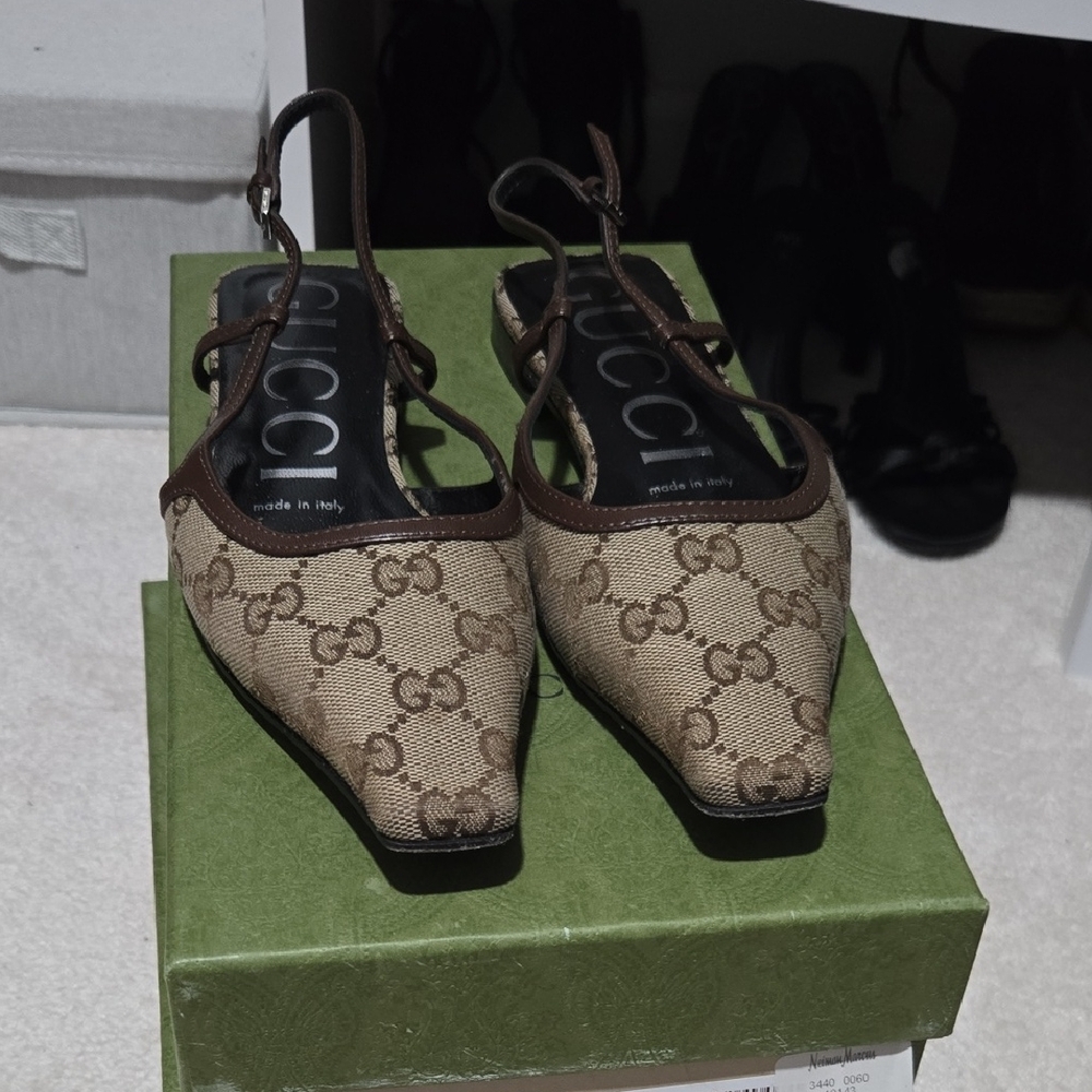 Gucci Women's Tan Canvas Slingback Flats